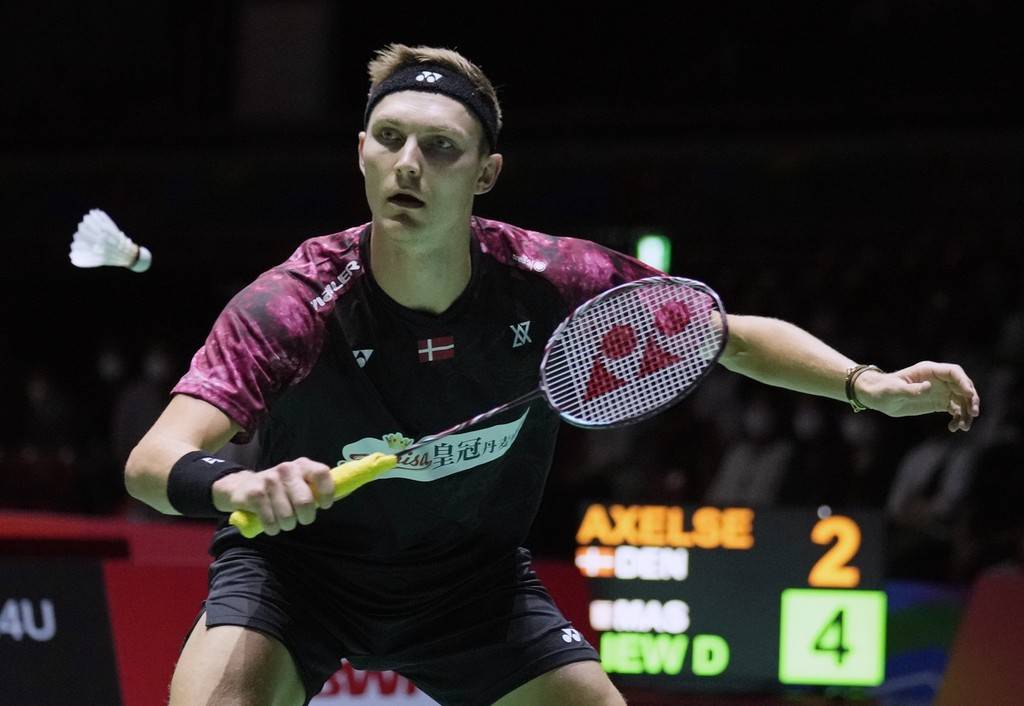 包含马来西亚羽毛球队强势日本羽毛球队，安赛龙惊艳世界的词条