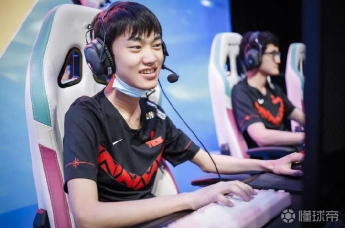 DRX2险胜BRO,Knight2送出助攻 DRX2险胜BRO,Knight2送出助攻