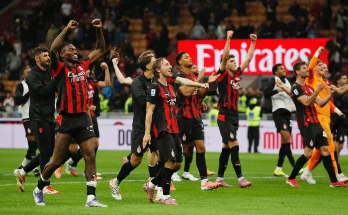 那不勒斯碾压丹麦，莫德里奇统治全场