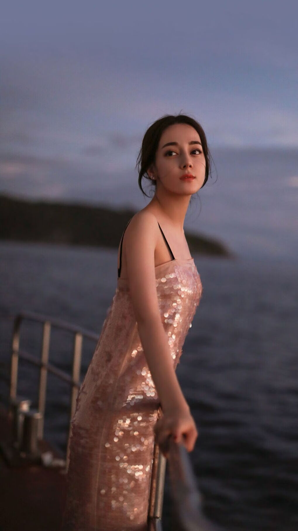 穿越时空的篮板,当雄鹿遇见吉林,切特在数据裂缝中重生