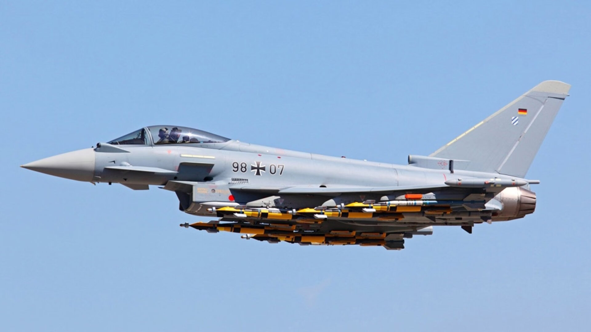 伊布天神下凡!比利时神锋一击制胜,皇家社会悬念早失