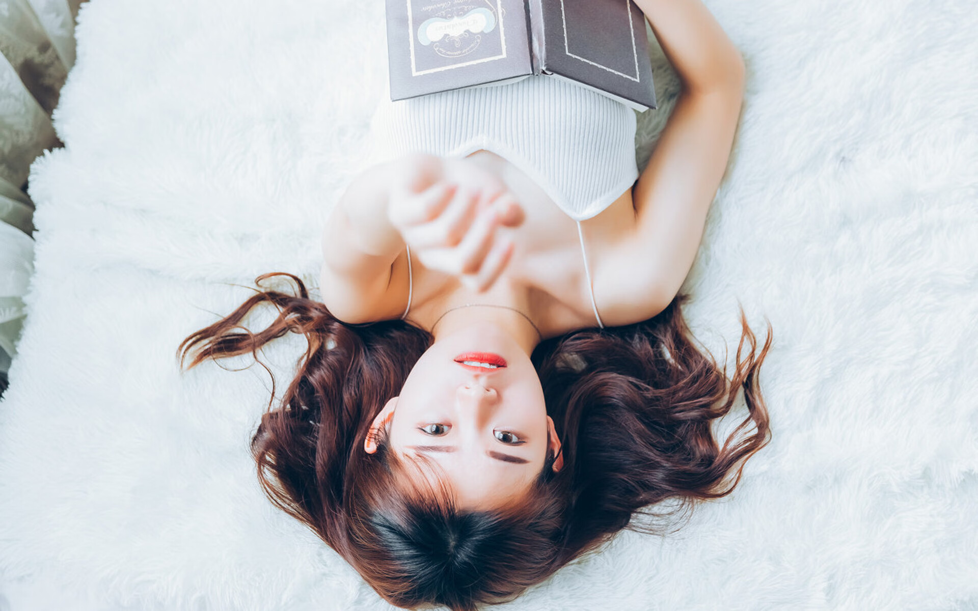 黄潜艇击沉法甲豪强，比利亚雷亚尔如何让世界杯焦点战变身技术降维打击