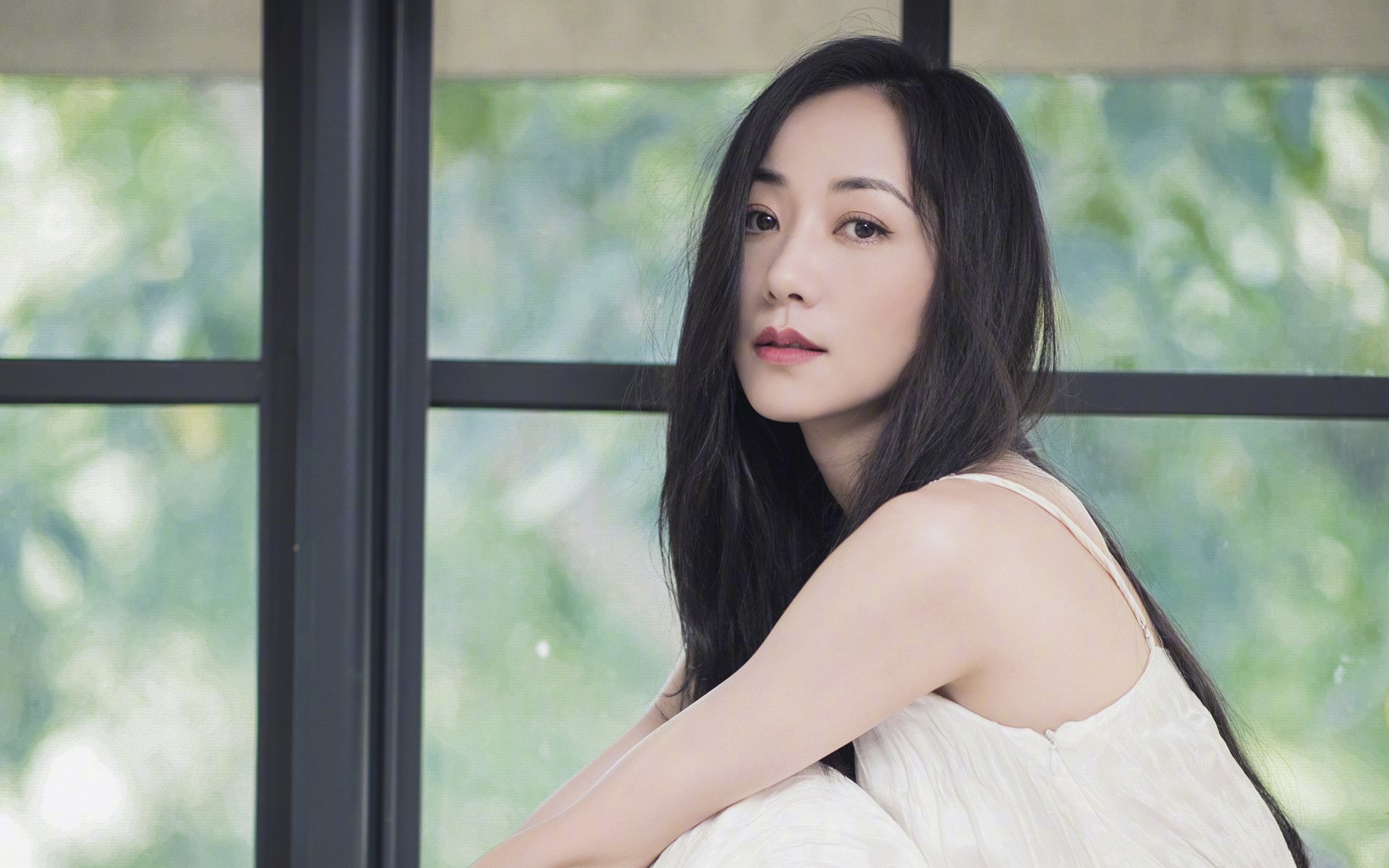 冰与火之歌，2026世界杯F组，泰国中场铁壁压制冰岛，久保建英一剑封喉